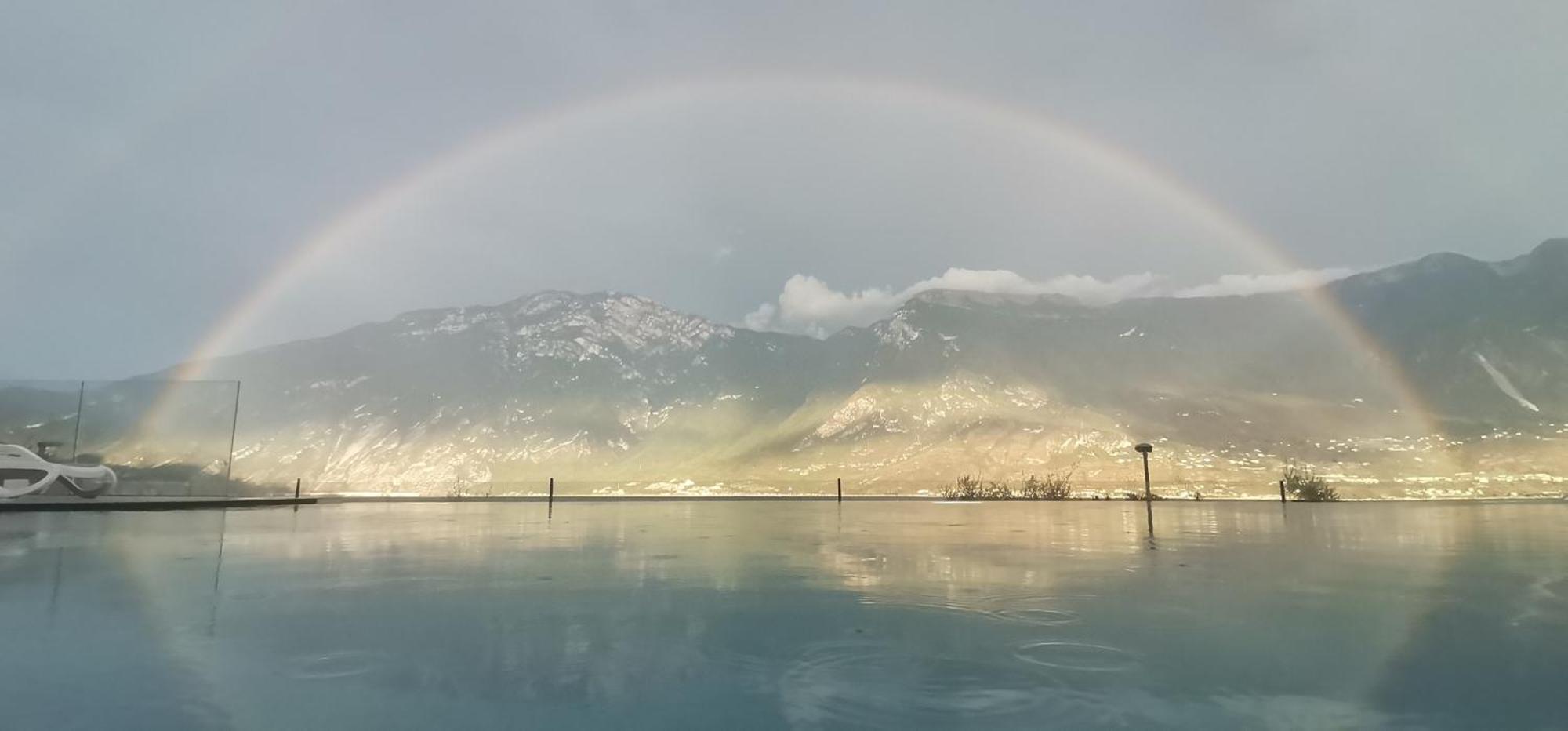 Hotel Mercedes Limone sul Garda Bagian luar foto