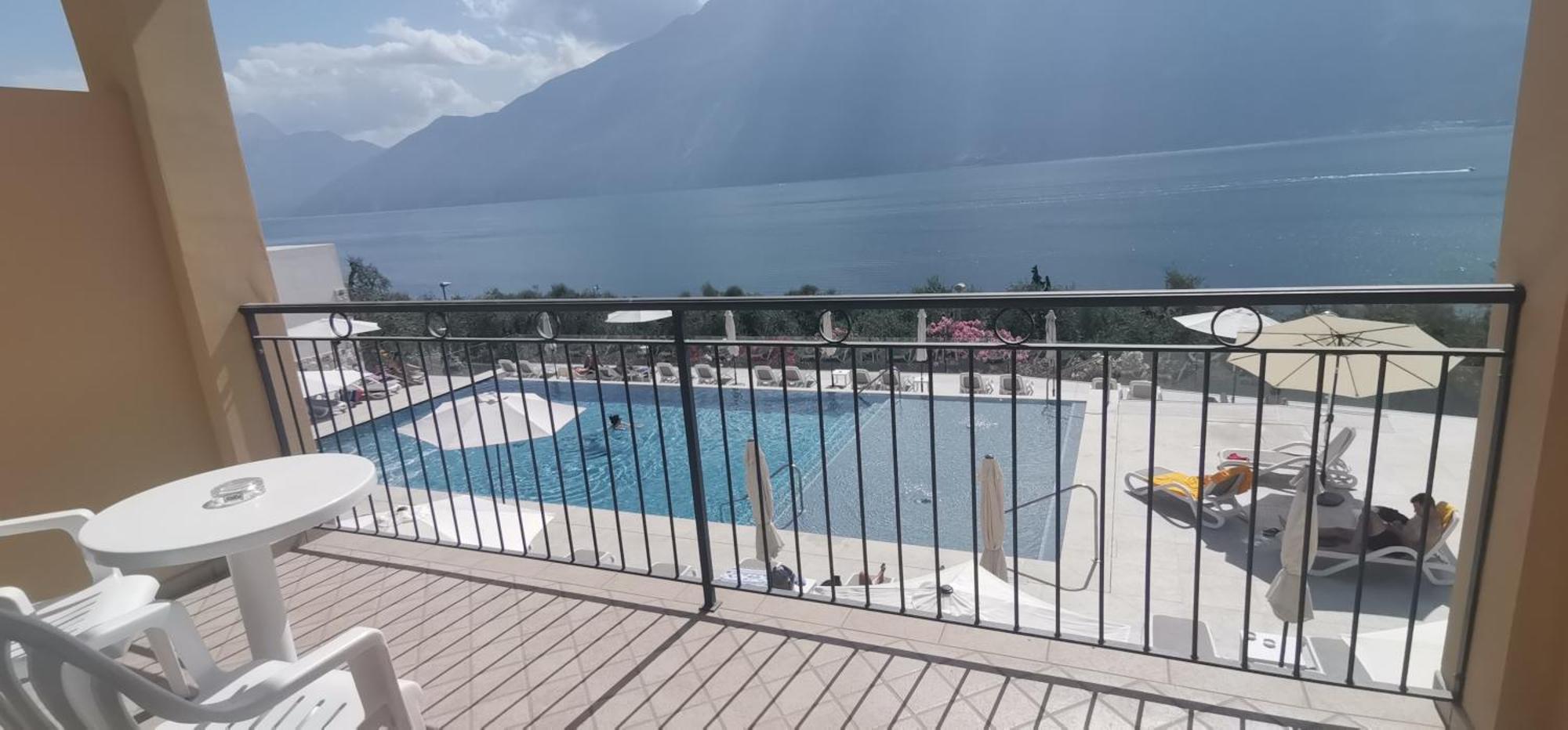 Hotel Mercedes Limone sul Garda Ruang foto