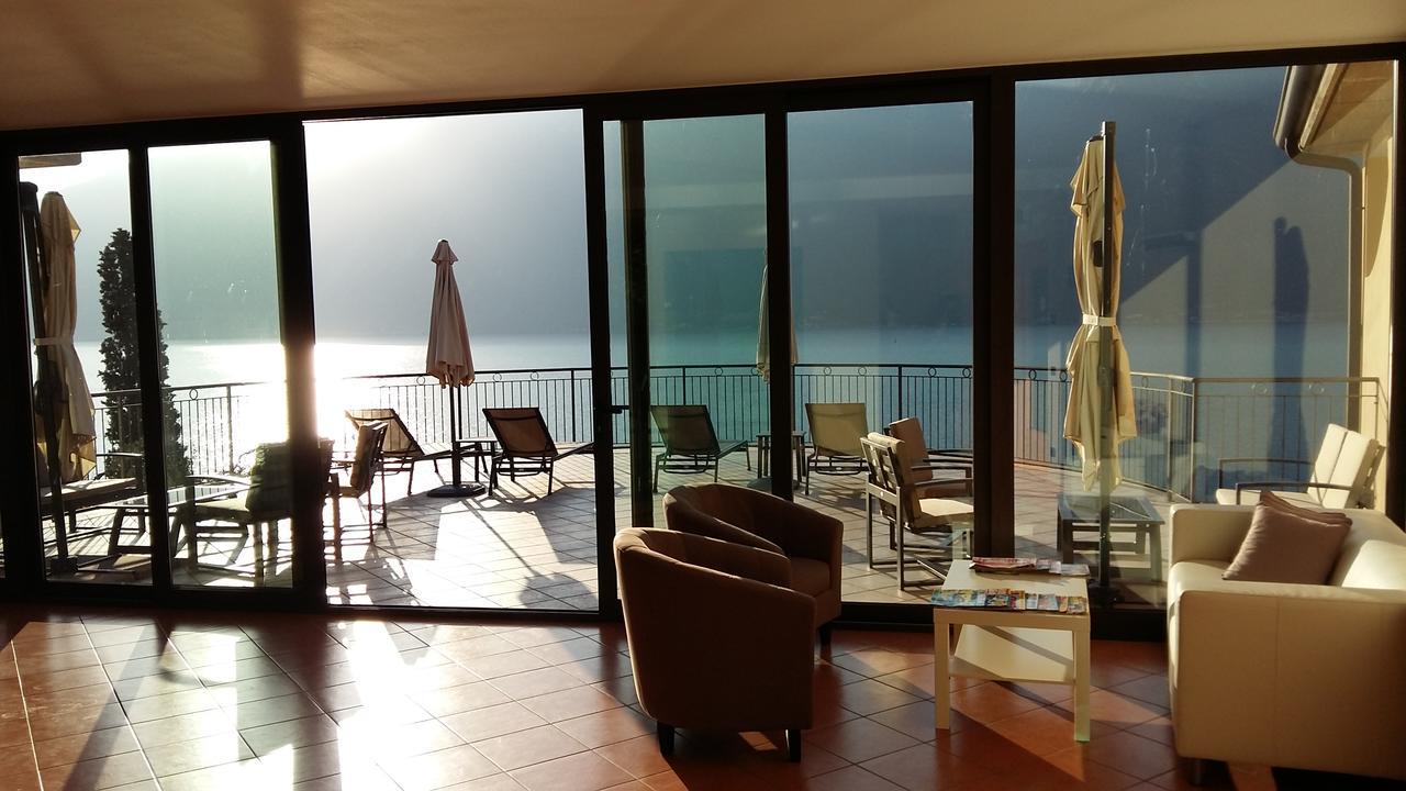 Hotel Mercedes Limone sul Garda Bagian luar foto