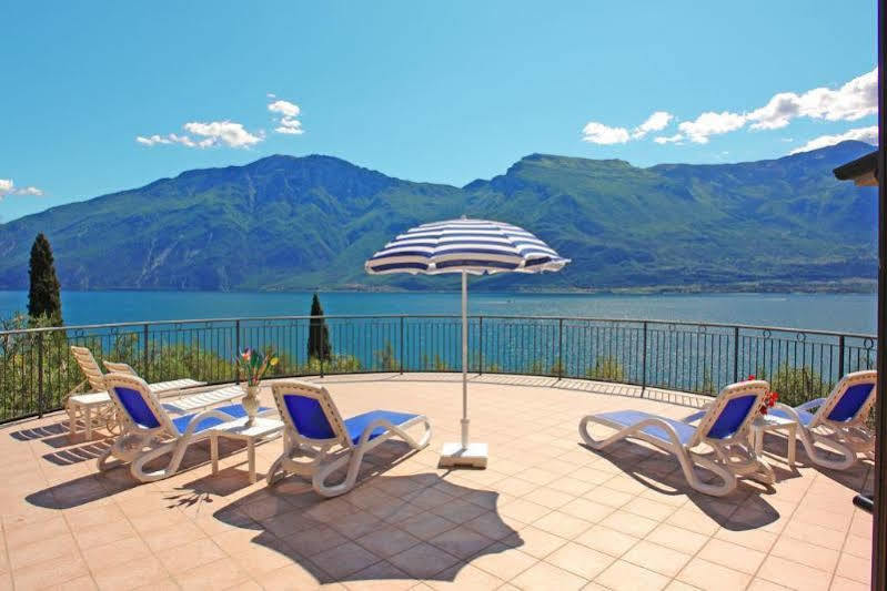 Hotel Mercedes Limone sul Garda Bagian luar foto